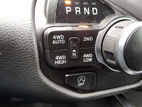 Used 2023 RAM 1500 Big Horn image 24