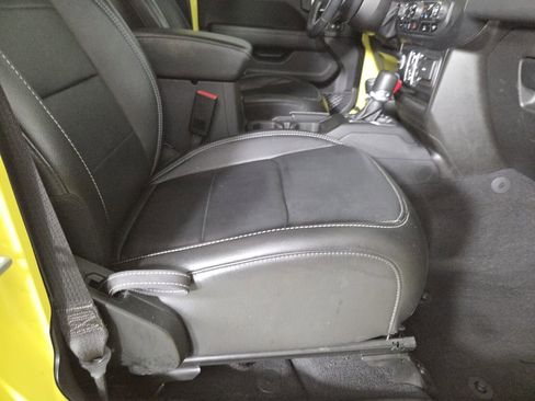 Certified 2023 Jeep Wrangler Sahara w/ Cold Weather Group image 33