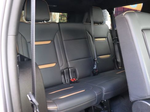 Used 2021 GMC Yukon XL AT4 w/ AT4 Premium Plus Package AWD/4WD image 45