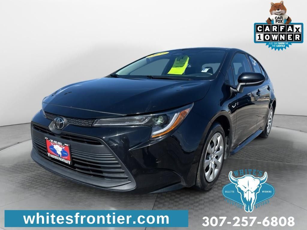 Used 2024 Toyota Corolla LE FWD image 1