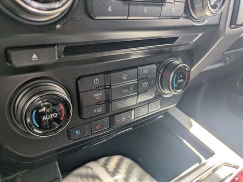 Used 2018 Ford F150 Raptor w/ Equipment Group 802A Luxury image 10