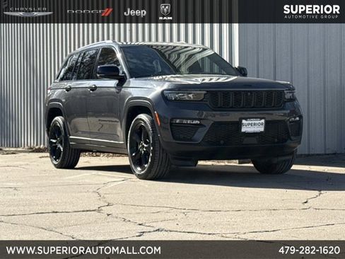 Used 2024 Jeep Grand Cherokee Limited w/ Luxury Tech Group II image 1