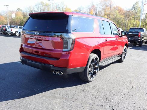 New 2026 Chevrolet Suburban RST AWD/4WD image 34