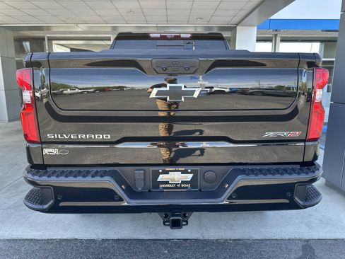 Used 2024 Chevrolet Silverado 1500 ZR2 w/ Technology Package AWD/4WD image 35