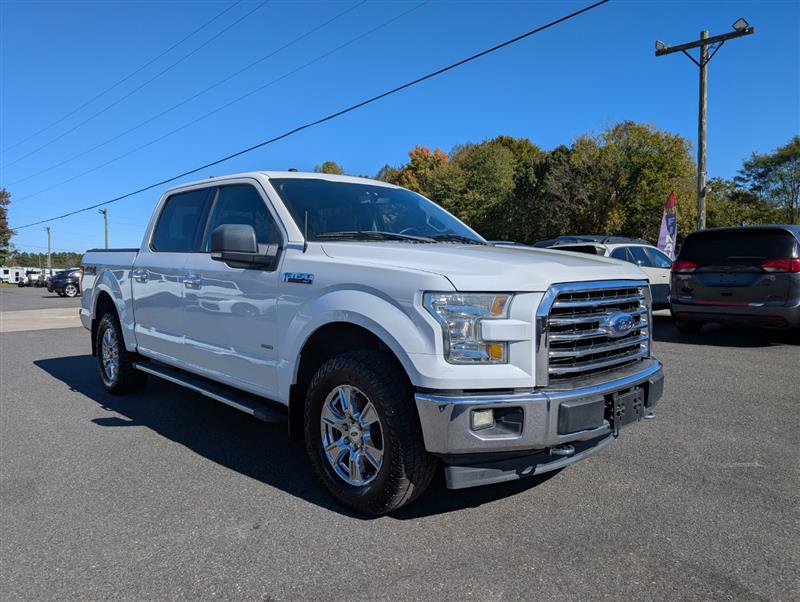 Used 2017 Ford F150 XLT w/ Equipment Group 302A Luxury AWD/4WD image 2