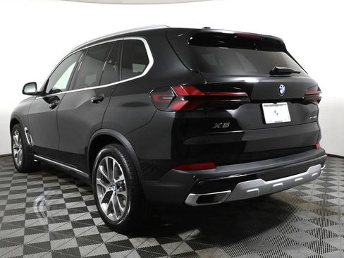 New 2026 BMW X5 xDrive40i w/ Premium Package image 5