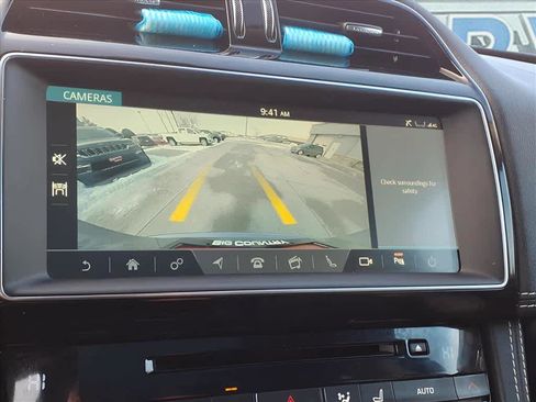 Used 2020 Jaguar F-PACE Checkered Flag image 19