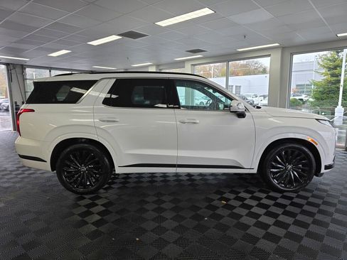 New 2025 Hyundai Palisade Calligraphy image 3