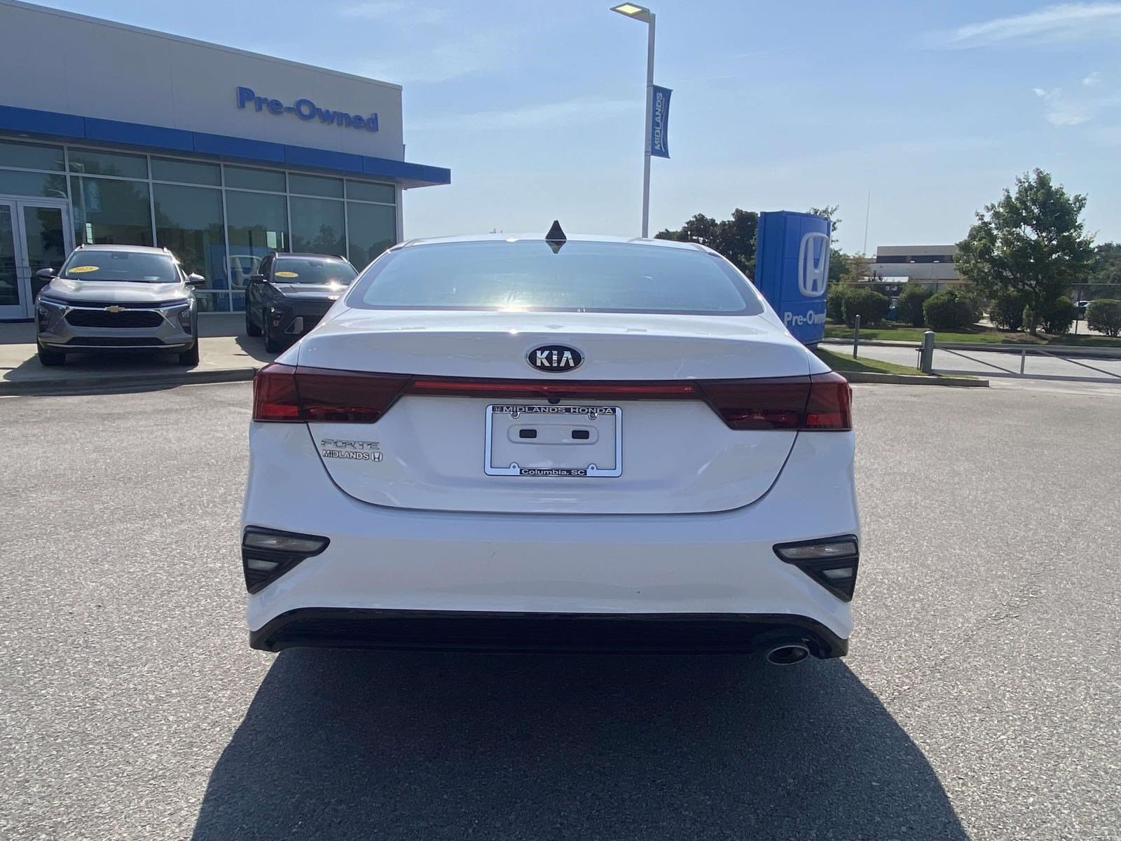 Used 2021 Kia Forte LXS FWD image 5