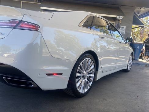 Used 2013 Lincoln MKZ FWD image 29