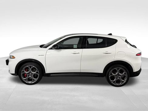 Used 2024 Alfa Romeo Tonale Ti AWD/4WD image 10