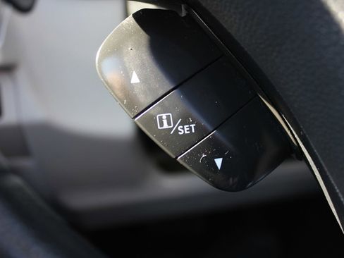 Used 2015 Subaru Forester 2.5i Premium w/ All-Weather Package image 14