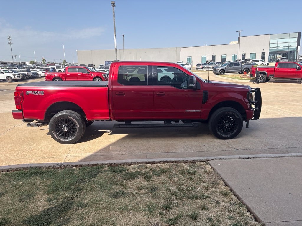 Used 2022 Ford F250 Lariat w/ Black Appearance Package AWD/4WD image 3