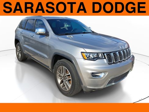 Used 2020 Jeep Grand Cherokee Limited image 1