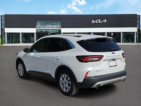 Used 2023 Ford Escape Active FWD image 3