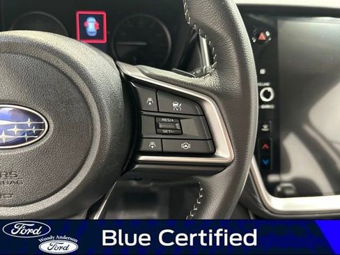 Used 2025 Subaru Outback Premium image 12