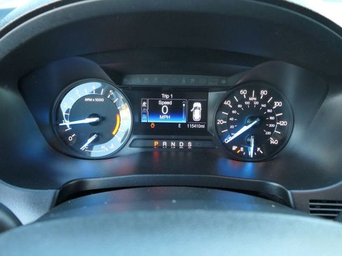 Used 2018 Ford Explorer XLT image 17