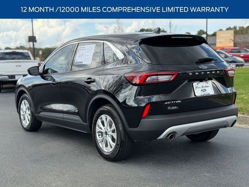 Used 2023 Ford Escape Active image 5