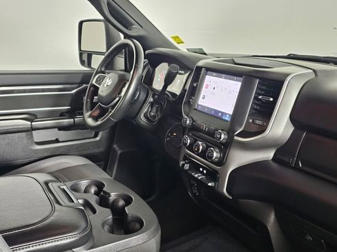 Used 2024 RAM 3500 Big Horn image 39