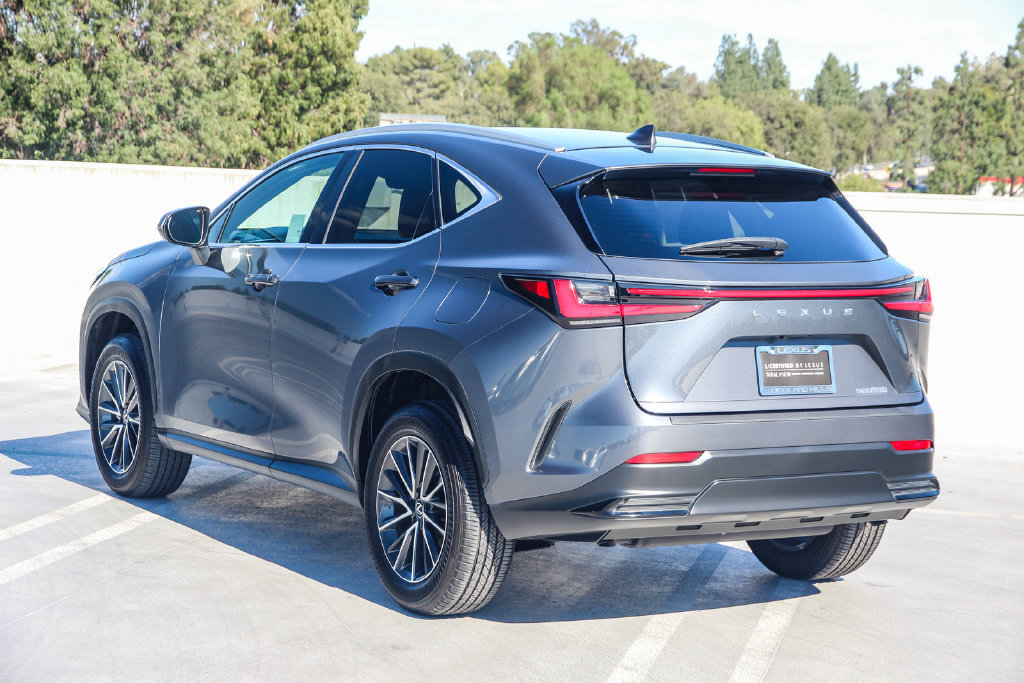 Certified 2024 Lexus NX 250 FWD w/ Cold Area Package image 7