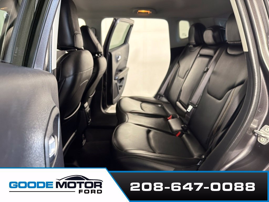 Used 2020 Jeep Compass Limited AWD/4WD image 19