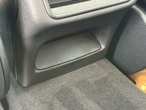 New 2026 Mercedes-Benz GLC 300 GLC 300 image 33