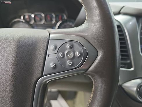 Used 2017 Chevrolet Suburban LT image 41