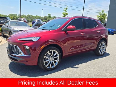 Used 2025 Buick Encore GX Avenir w/ Avenir Technology Package AWD/4WD image 7