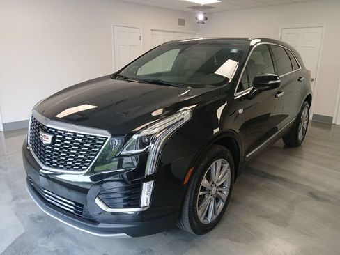 Certified 2024 Cadillac XT5 Premium Luxury AWD/4WD image 4