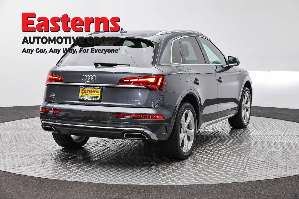 Used 2022 Audi Q5 2.0T Premium Plus w/ Premium Plus Package AWD/4WD image 6