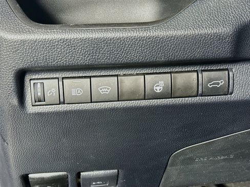 Certified 2023 Toyota RAV4 XLE w/ Convenience Package AWD/4WD image 11