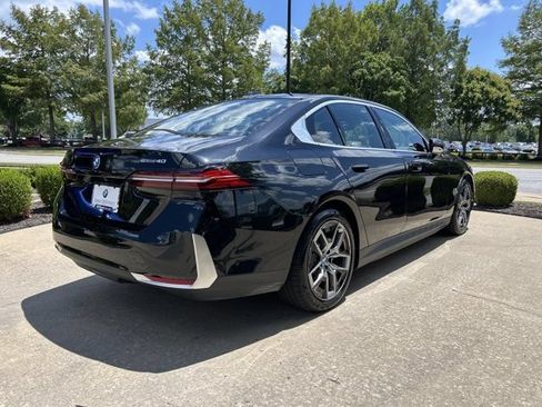 Used 2024 BMW i5 eDrive40i RWD image 5