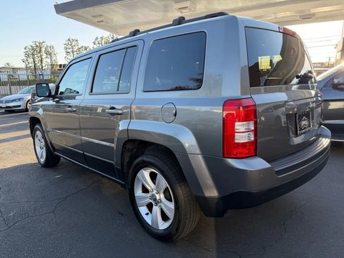 Used 2014 Jeep Patriot Latitude FWD image 22