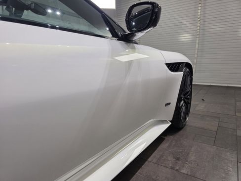 Used 2023 Aston Martin DBS Superleggera image 9