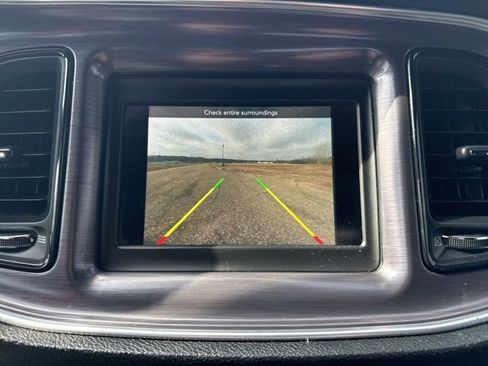 Used 2018 Dodge Challenger SXT image 18