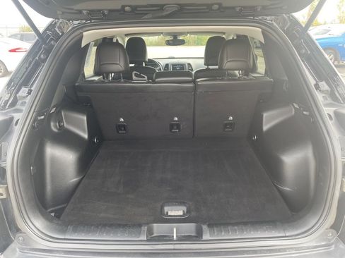 Used 2021 Jeep Cherokee Trailhawk w/ Trailer Tow Group image 17