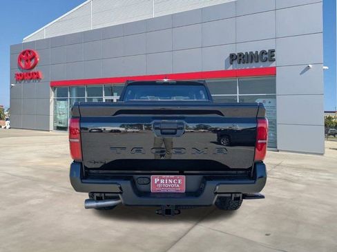 New 2026 Toyota Tacoma TRD Off-Road image 5