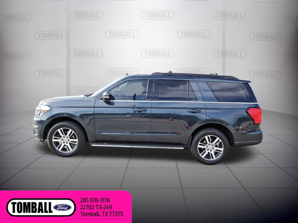 Used 2023 Ford Expedition XLT RWD image 4