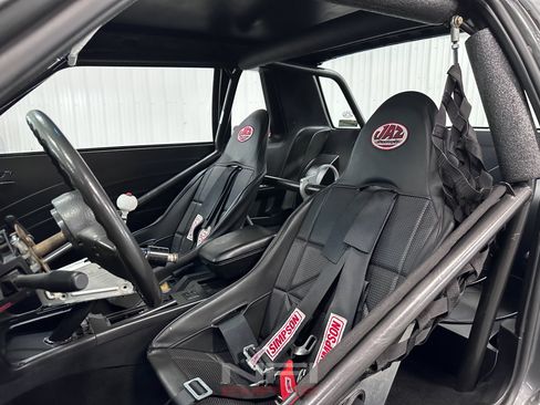 Used 1988 Ford Mustang LX RWD image 24
