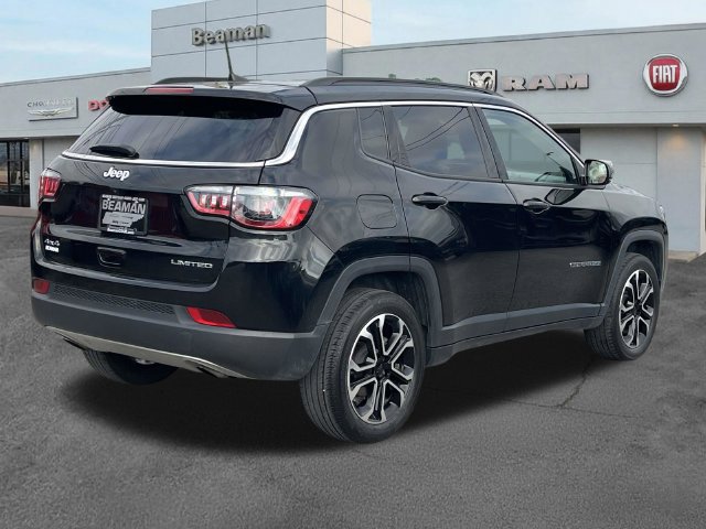 Used 2023 Jeep Compass Limited AWD/4WD image 7
