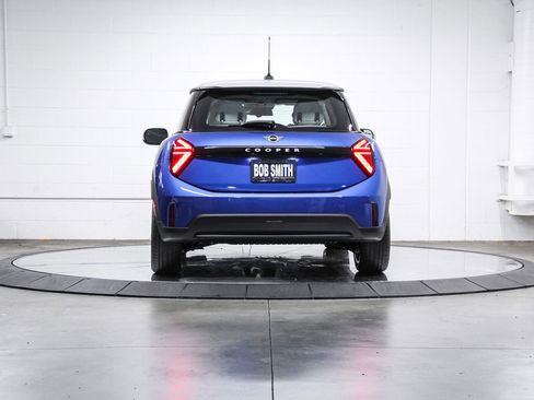 New 2026 MINI Cooper 2-Door Hardtop image 5