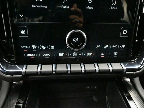 New 2026 GMC Yukon XL AT4 w/ AT4 Premium Plus Package AWD/4WD image 10