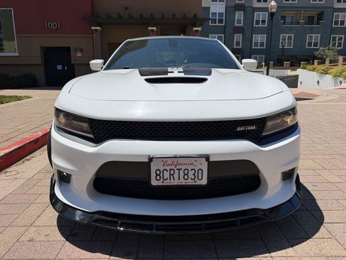 Used 2018 Dodge Charger R/T RWD image 16
