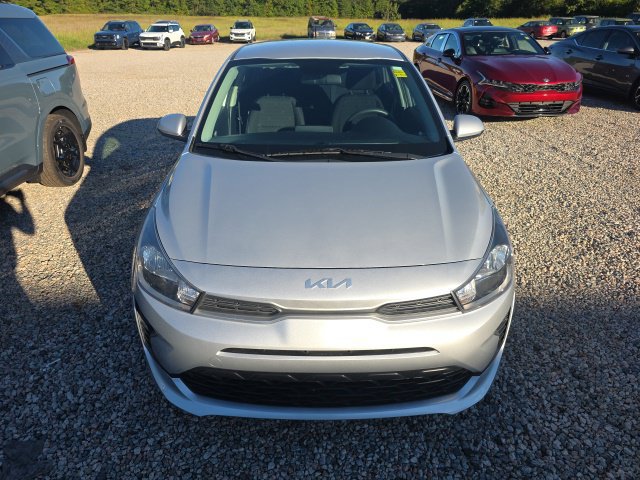 Certified 2022 Kia Rio LX FWD image 2