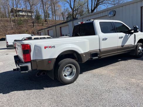 Used 2023 Ford F350 Lariat w/ Lariat Ultimate Package image 17
