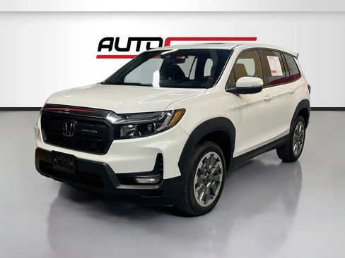 Used 2024 Honda Passport EX-L image 3