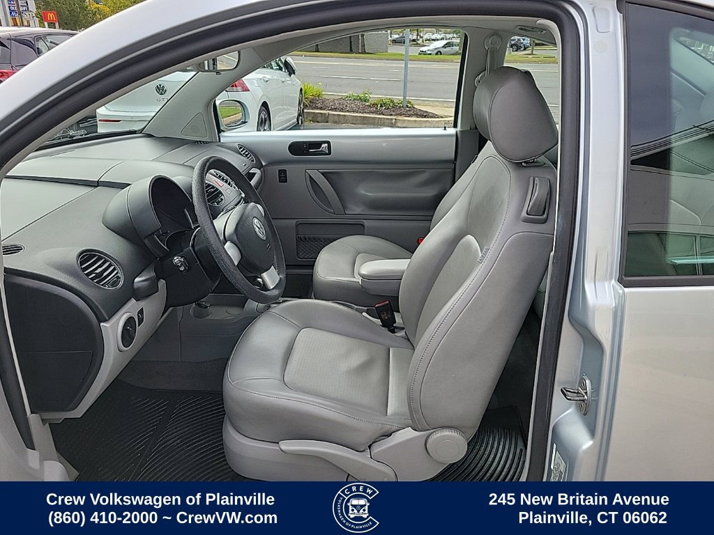 Used 2008 Volkswagen Beetle S FWD image 14