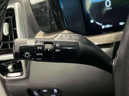 Used 2023 Kia Sorento SX Prestige AWD/4WD image 25