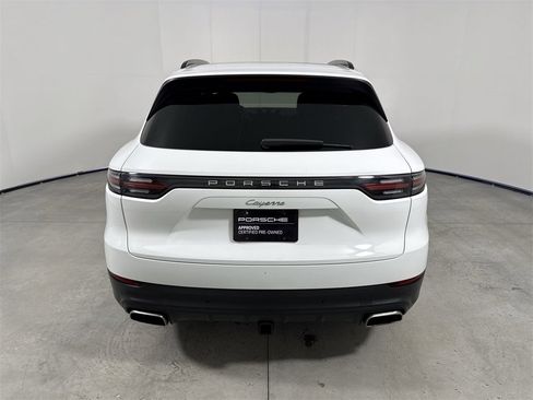 Certified 2022 Porsche Cayenne w/ Premium Package Plus image 6