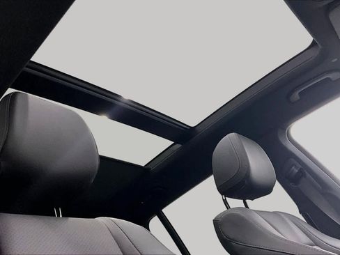 Certified 2025 Mercedes-Benz GLS 450 4MATIC image 14